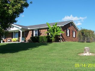 1470 Tick Ridge Rd, Waynesburg, KY 40489