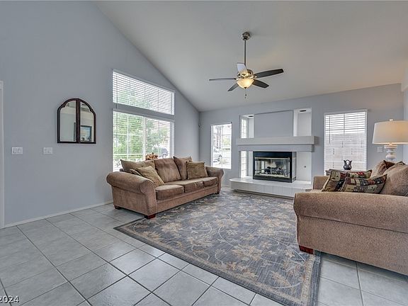 5th image of 8768 Country Pines Ave