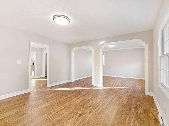 3rd image of 257 Jean Wells Dr