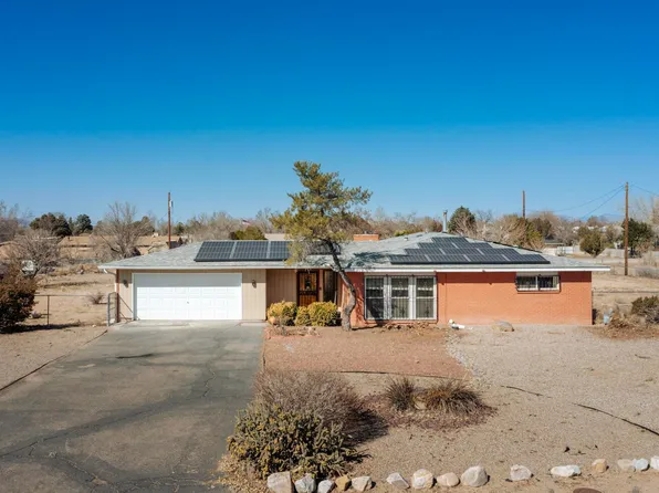 322 Goddard Ave, Rio Communities, NM 87002