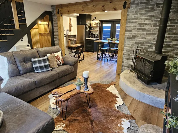 20568 Chief Fuller Way #C, Mi Wuk Village, CA 95346