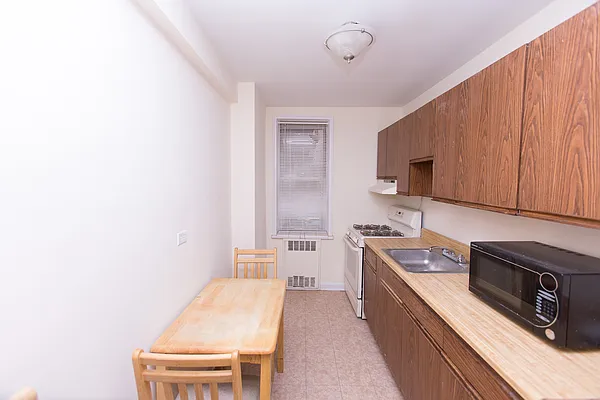 Sold by Re/Max In The City | media 45