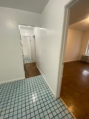 Rented by Peter R. Hungerford, LREB | media 17