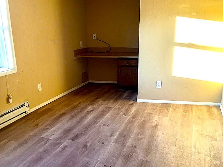 41 Railroad Ave #1 — Photo 2