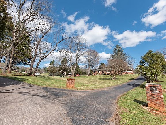 2nd image of 39 Green Valley Dr