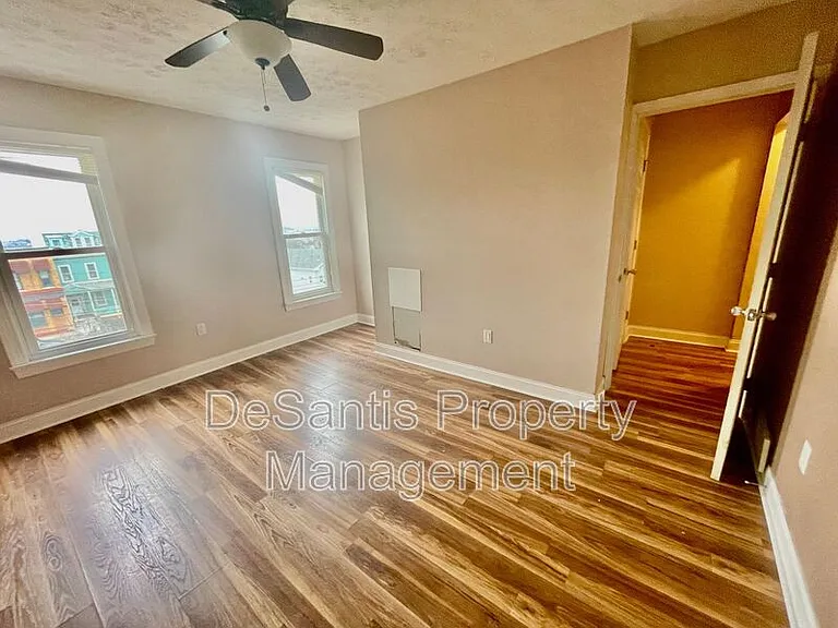 2302 Baltic Way — Photo 10