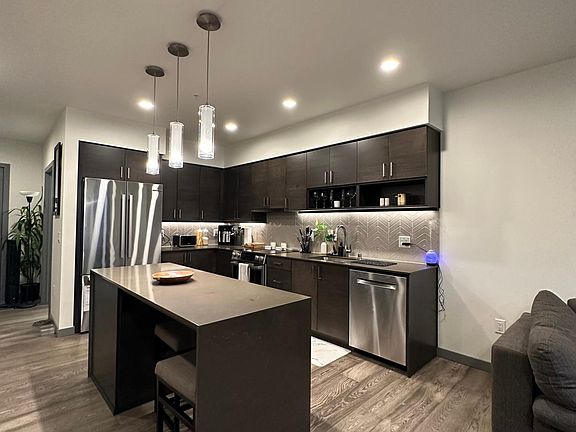 3rd image of 11903 NE 128th St #521
