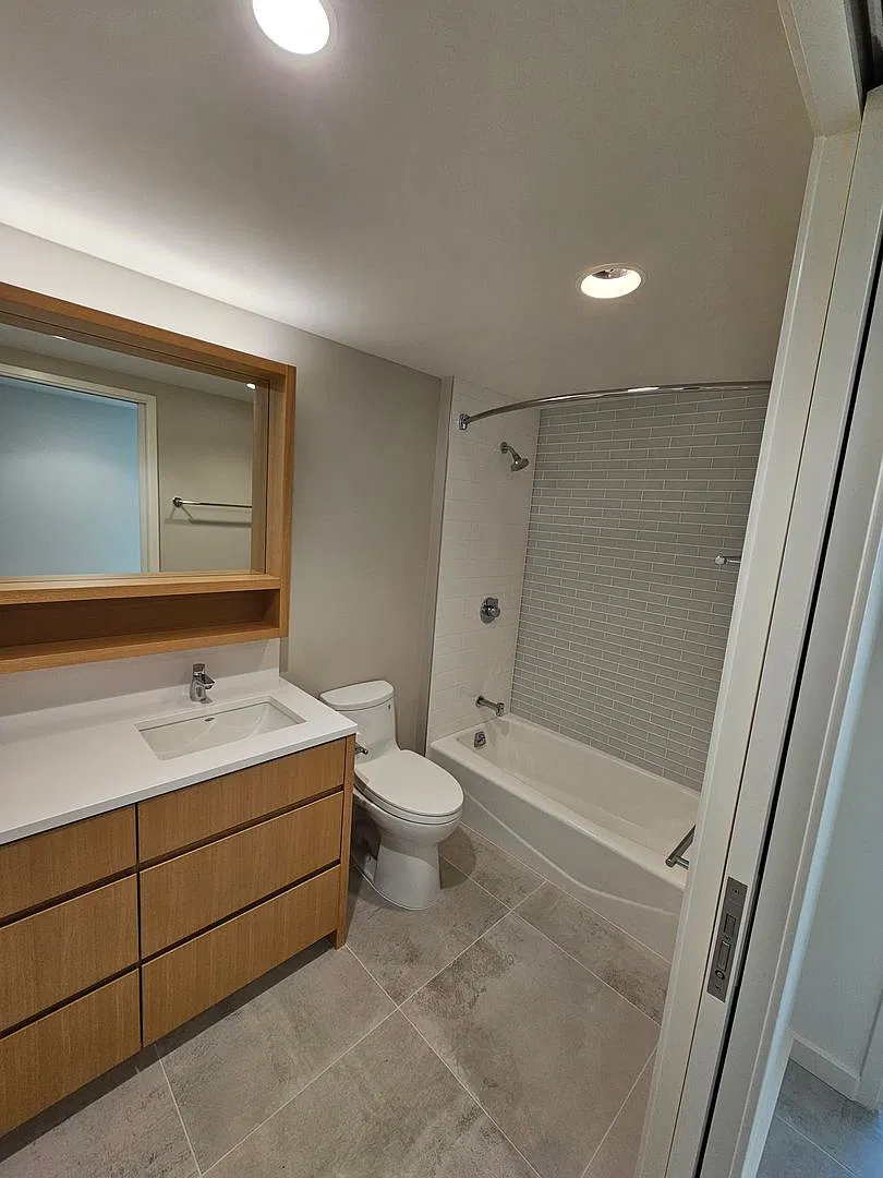 Luxury. Ocean Views. Resort Like Amenities — Photo 4