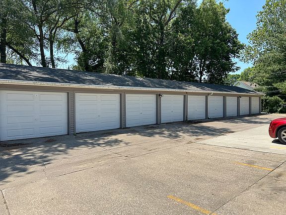 2nd image of 1006 Lincoln Way #C569231db