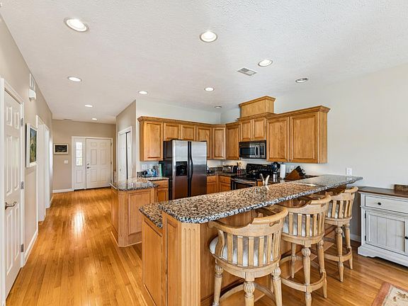 4th image of 4444 E Harbors Edge Dr