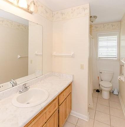 5th image of 150 Bel Air Cir