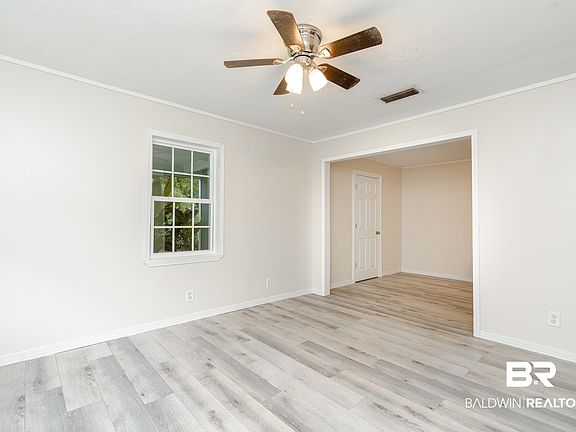 4th image of 331 Bayou Ave