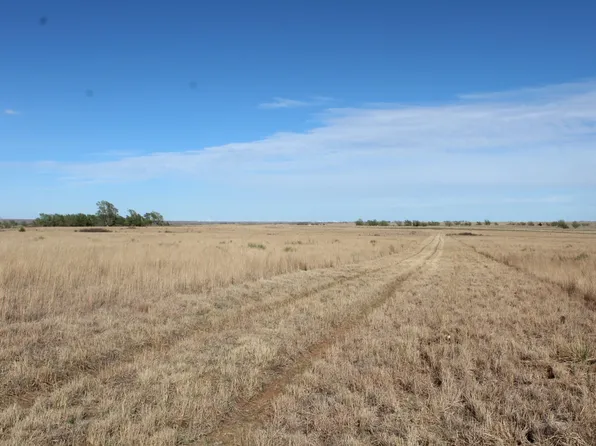 E 29 Road & North Rd #180, May, OK 73851