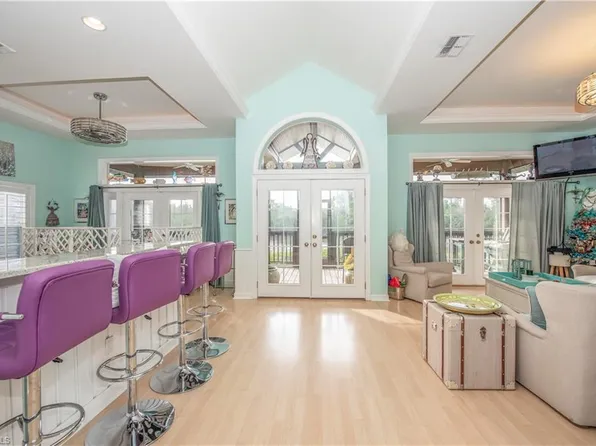 305 Storter Ave N #315, Everglades City, FL 34139