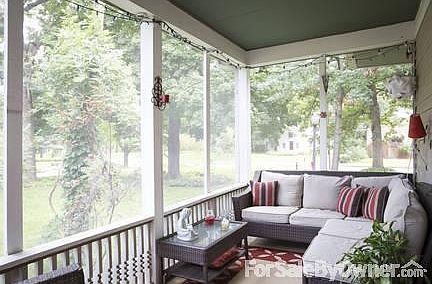 Screened In Side Porch
						:
						Screened in porch off dining room.