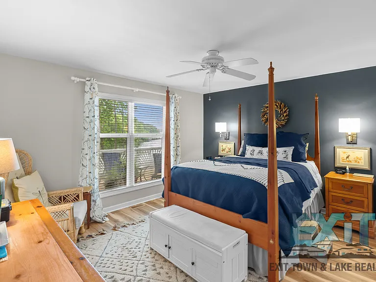 255 Sandy Ln — Photo 22