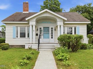 10 110th St, Troy, NY 12182