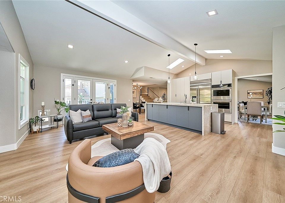 1st image of 10392 Shadyridge Dr