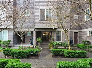 877 5th Pl NE, Issaquah, WA