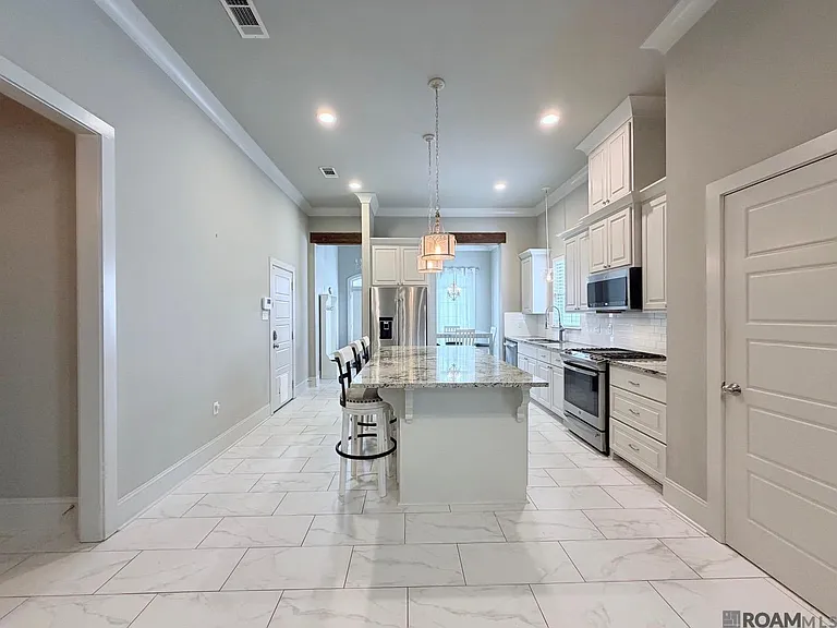 6643 Silver Oak Dr — Photo 5
