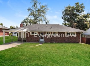 8874 Desoto Dr, Cincinnati, OH 45231