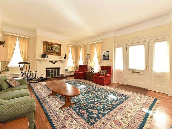 3rd image of 123 Grosvenor St