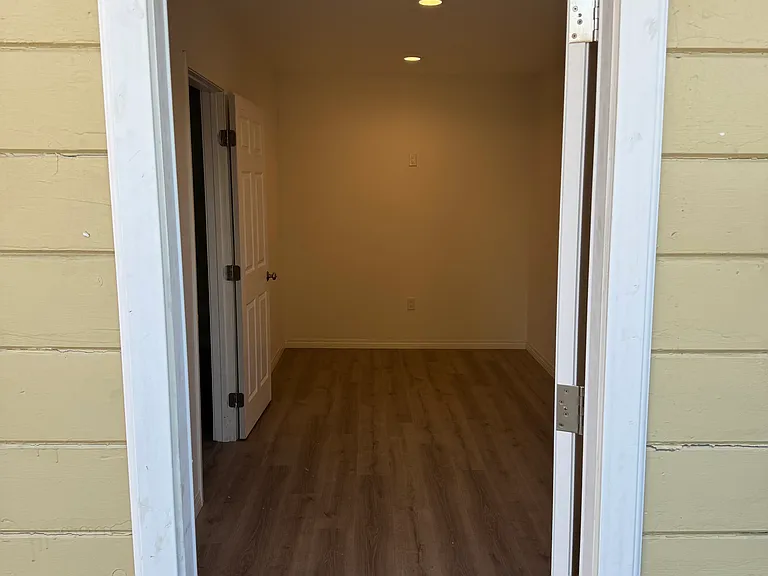 9287 Kewen Ave — Photo 24