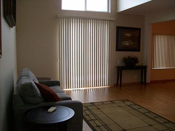 2nd image of 887 Carlsbad Ct
