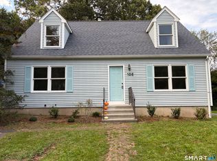 106 Deerfield Ridge Drive, Groton, CT 06355