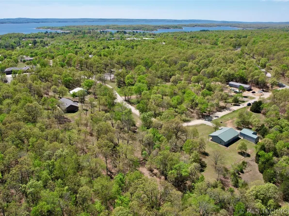 25 Duchess Creek Dr, Porum, OK 74455