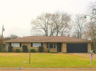 104 W Church St, White Oak, TX 75693