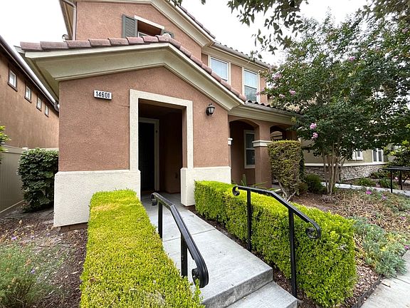 3rd image of 14601 Serenade Dr