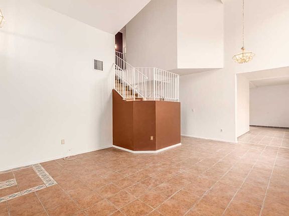 4th image of 8634 S Desert Dove Dr