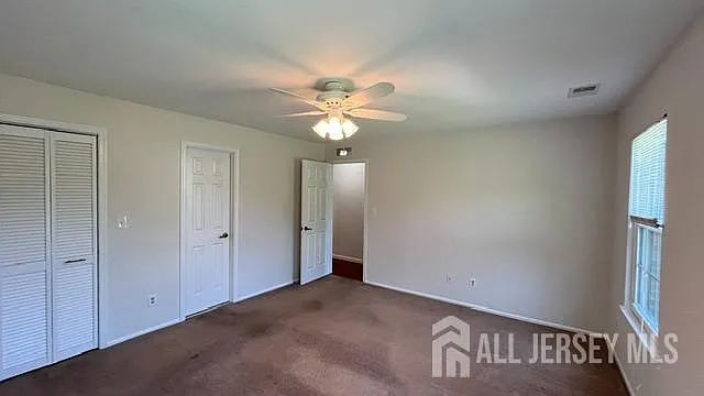 140 Wyndham Pl — Photo 15