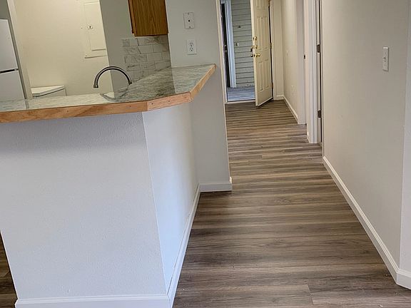 3rd image of 2226 W Elizabeth St #9b6dabae4