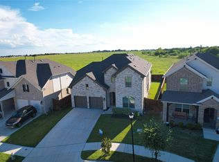 1105 Maverick Dr, Mansfield, TX 76063