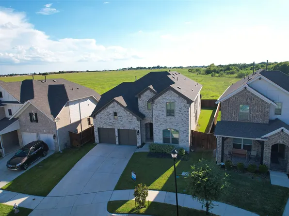 1105 Maverick Dr, Mansfield, TX 76063