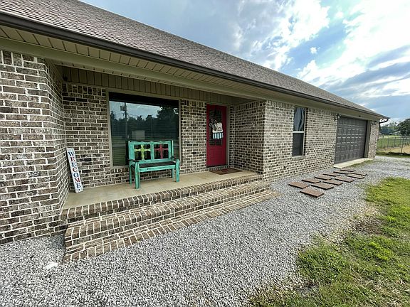 2nd image of 105 Dalton Dr