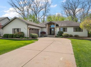 6233 76th Ave, Schererville, IN 46375