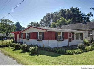 2900 S 12th St, Springfield, IL 62703