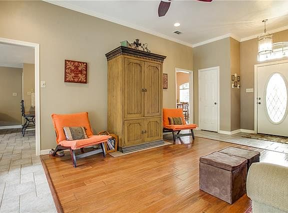 4th image of 506 Anthony Dr