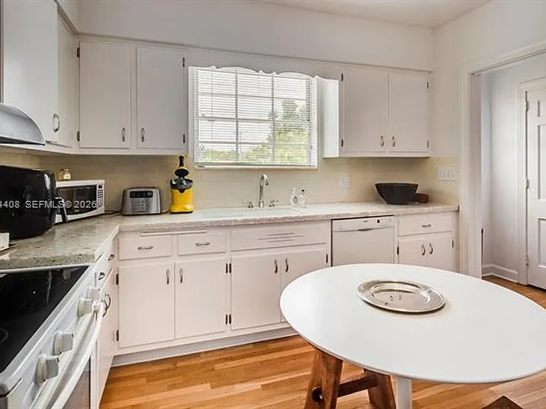 2828 Segovia St #0 — Photo 11