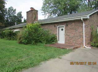 1221 S Meridian Rd, Mitchell, IN 47446
