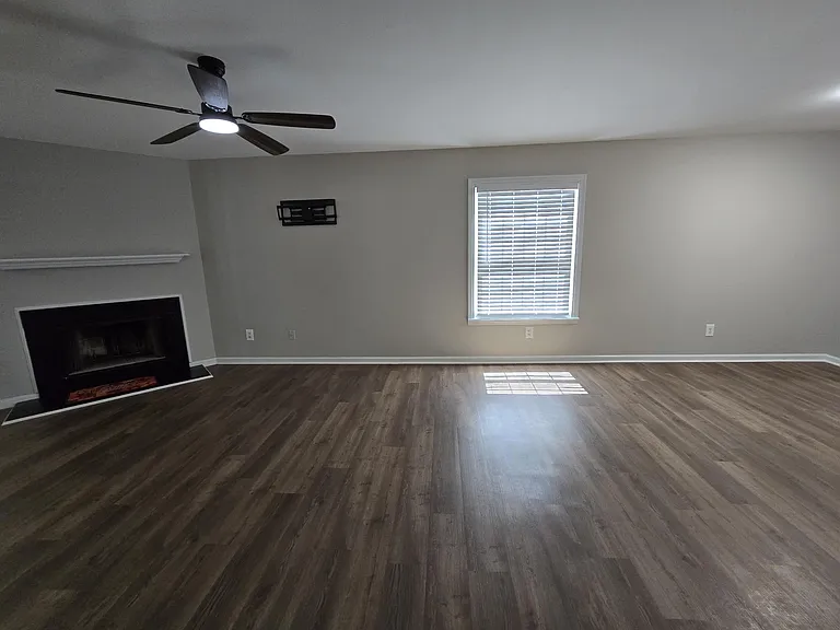 107 Raintree Ct — Photo 11