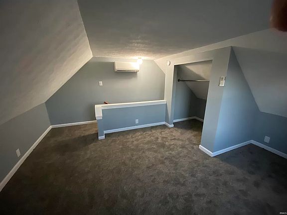 4th image of 1407 Greenbush St #A