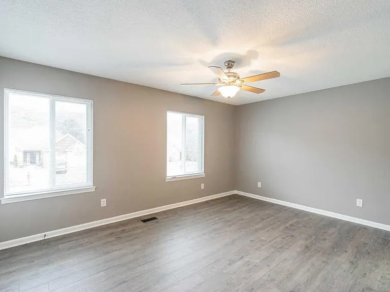 6413 Brookmead Cir — Photo 22