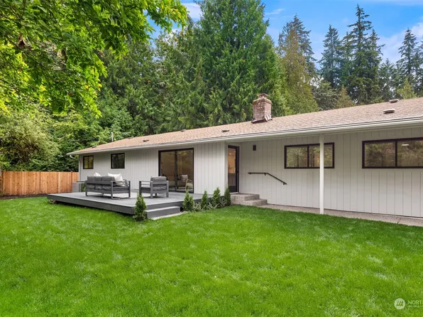 20 Mount Olympus Drive SW, Issaquah, WA 98027