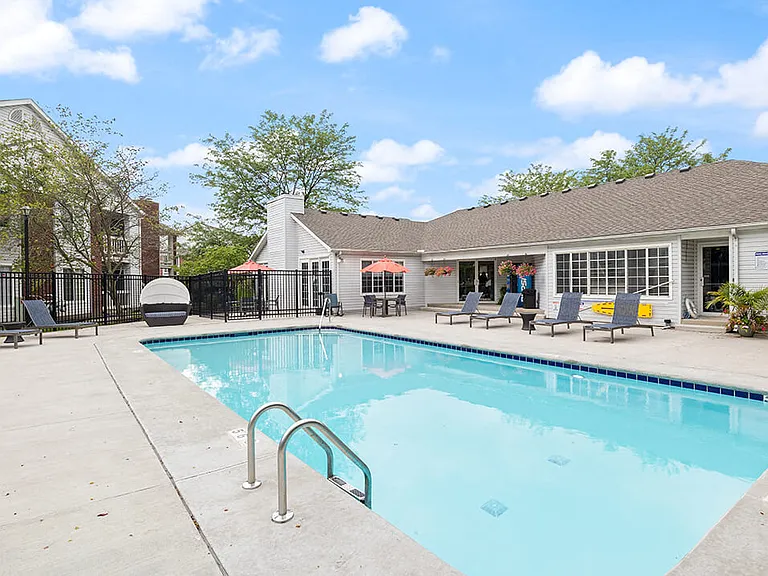 Sparkling Swimming Pool!
