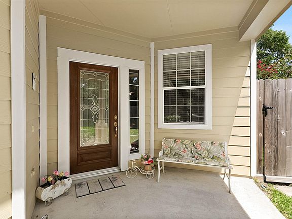 4th image of 23 Marywood Dr