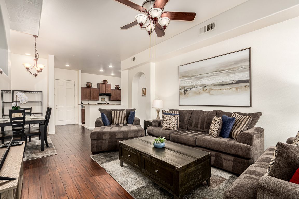 next background image